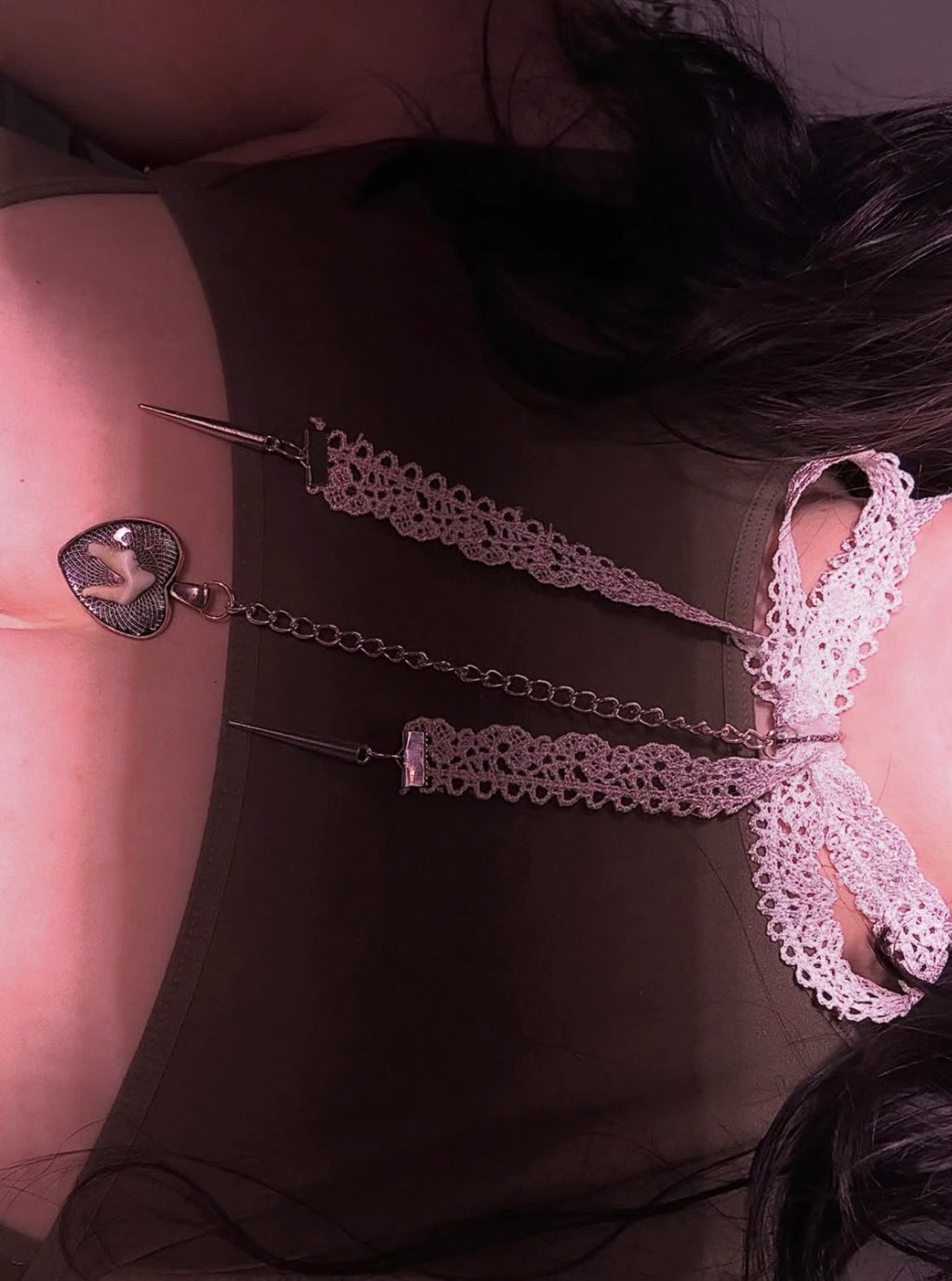 Coyote tooth lace choker